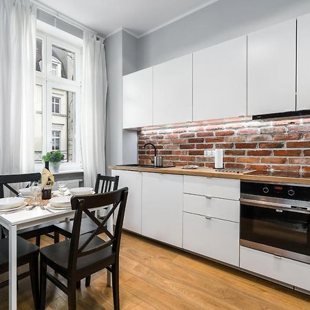 Old Town Apartment Garbary By Noclegi Renters Πόζναν Εξωτερικό φωτογραφία